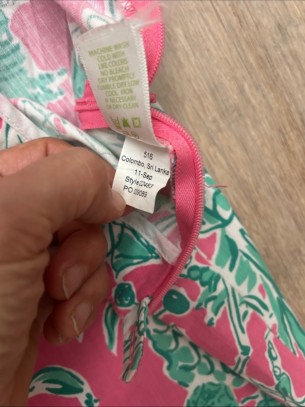 Lilly Pulitzer scorpion bowl printed crop cotton blend pants size 10 - Picture 10 of 16